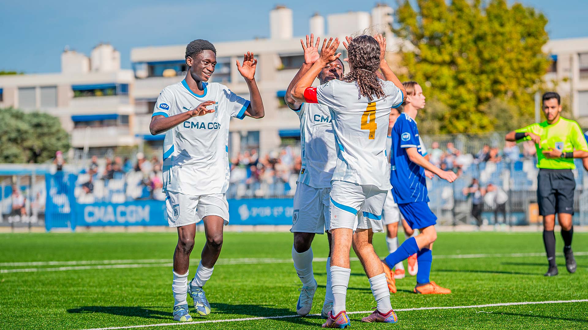 U17